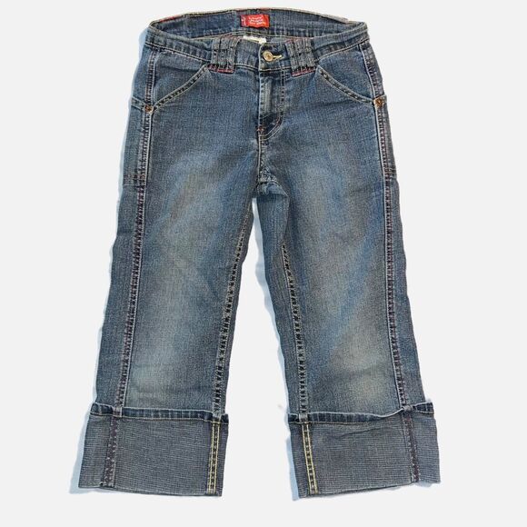 Vintage Levis Girls Capri Denim Blue Jeans Pants Rolled Cuffs Mid Wash Size 10 - Picture 1 of 9